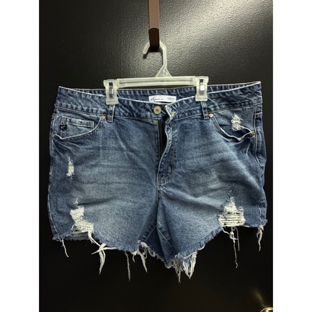 Kancan Maurices Womens Size 16 Distressed Denim Shorts Medium Wash Frayed Hem